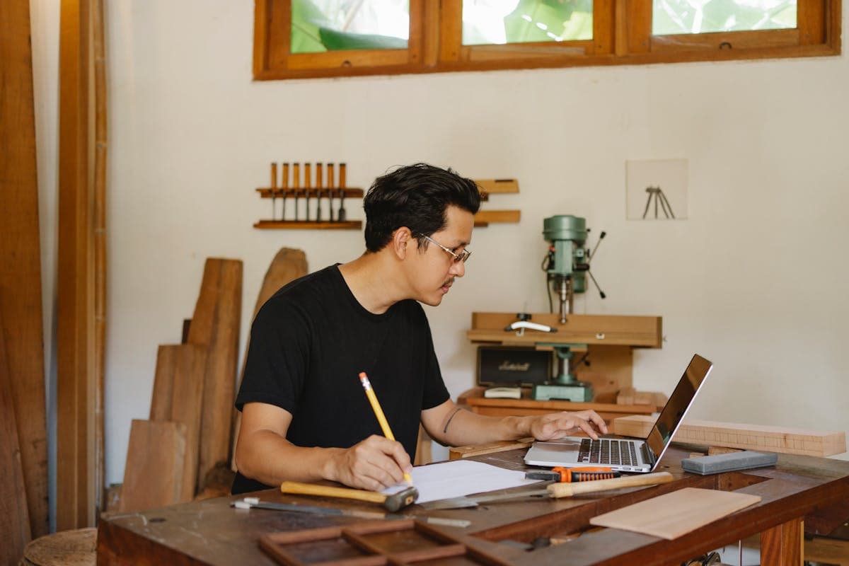 Betriebsassistent/Betriebsassistentin im Handwerk (doppelt qualifizierende Ausbildung) – Arbeitsumfeld