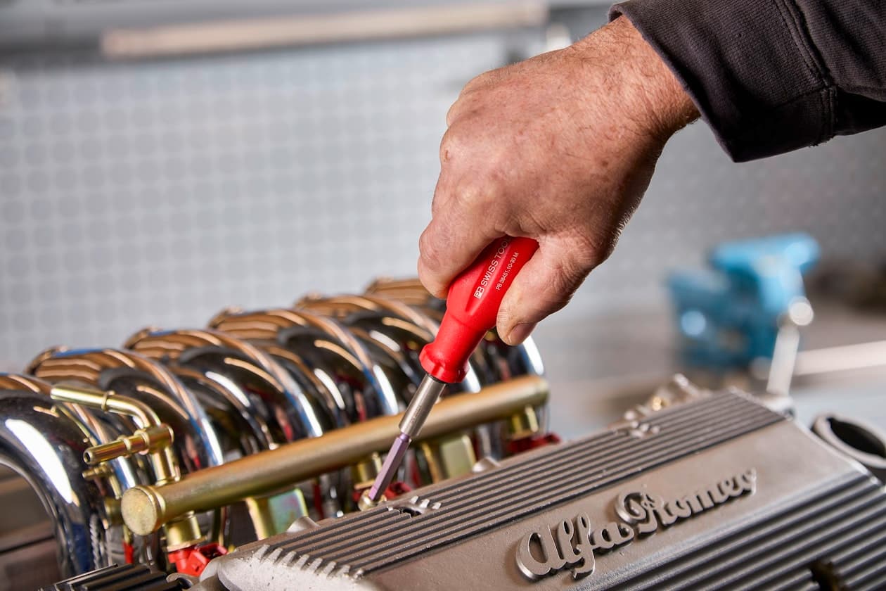 Fachpraktiker/Fachpraktikerin für Kraftfahrzeugmechatroniker (§66 BBiG/§42r HwO) – Arbeitsumfeld