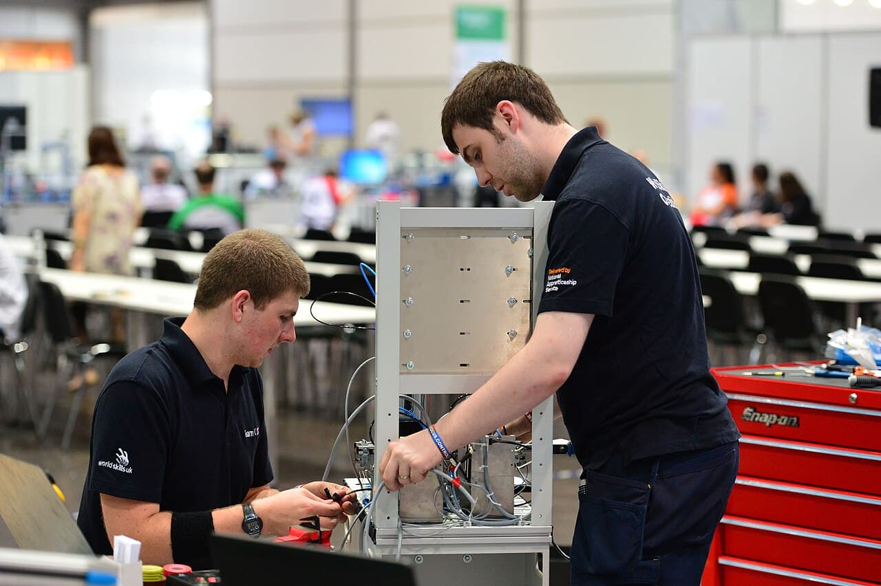 Automatenfachmann/Automatenfachfrau Fachrichtung Automatenmechatronik – Arbeitsumfeld