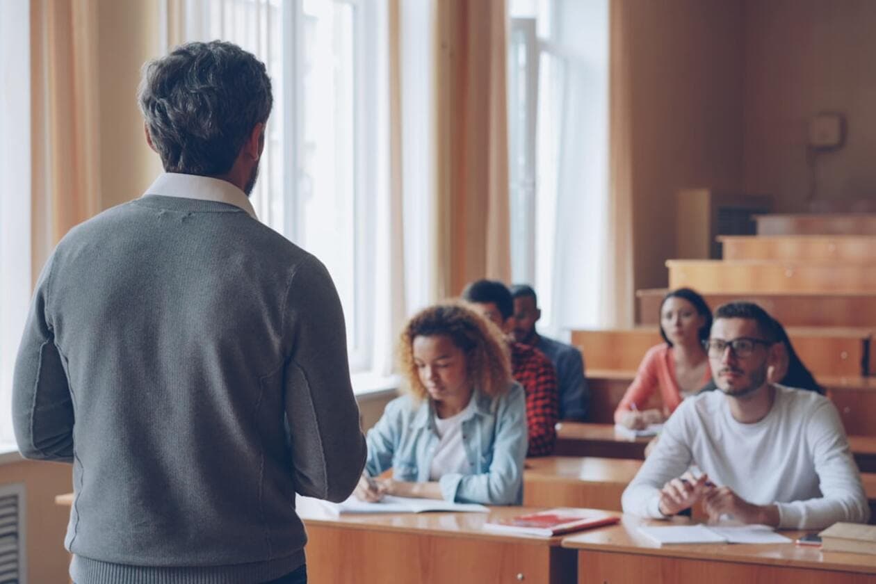 Philosoph/Philosophin – Arbeitsumfeld